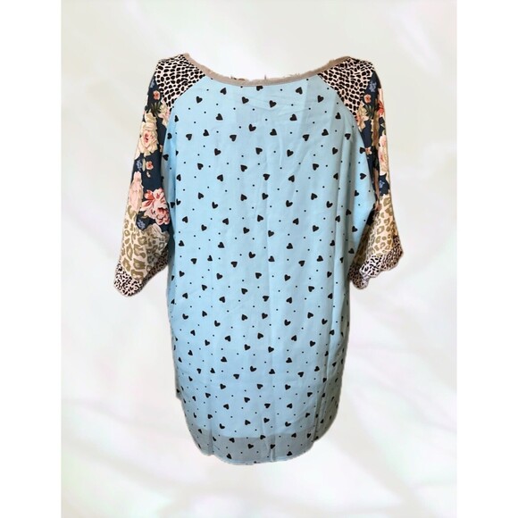 NEW Chic Flounce Sleeve Blouse Leopard & Heart Print Crew Neck Top Size L Blue - Picture 5 of 10